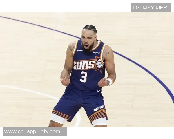 邓恩称布克与狄龙如冰火组合前者冷酷无情后者充满活力展现完美对比