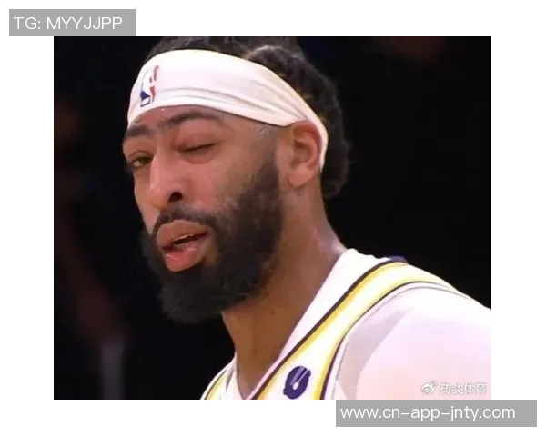 小里称浓眉是联盟前五球员其飞天遁地表现堪比凯文加内特 小里称浓眉是联盟前五球员其飞天遁地表现堪比凯文加内特