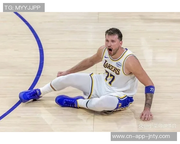 东契奇感慨队友未送礼物直言这真是太疯狂了